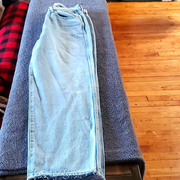 Revice Denim - Picture 7 of 16